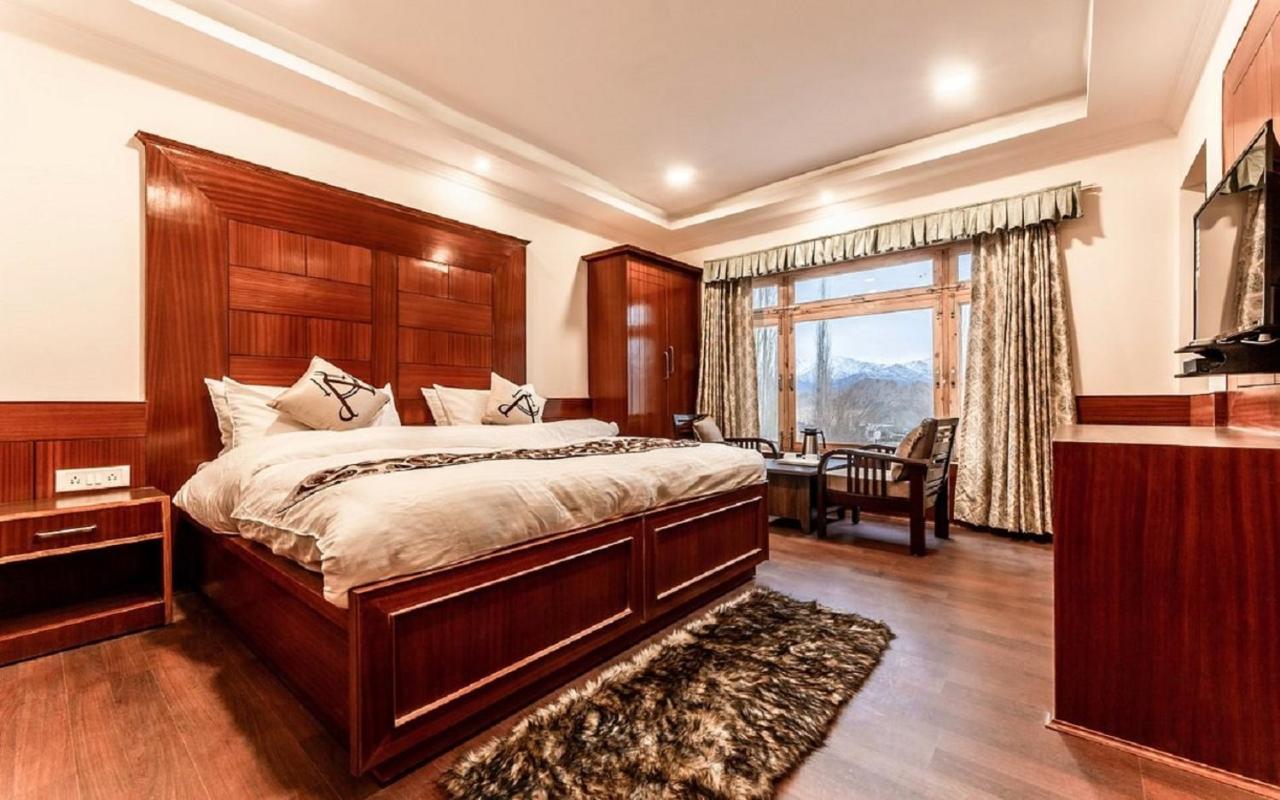 Hotel Alpine Ladakh Лех Экстерьер фото