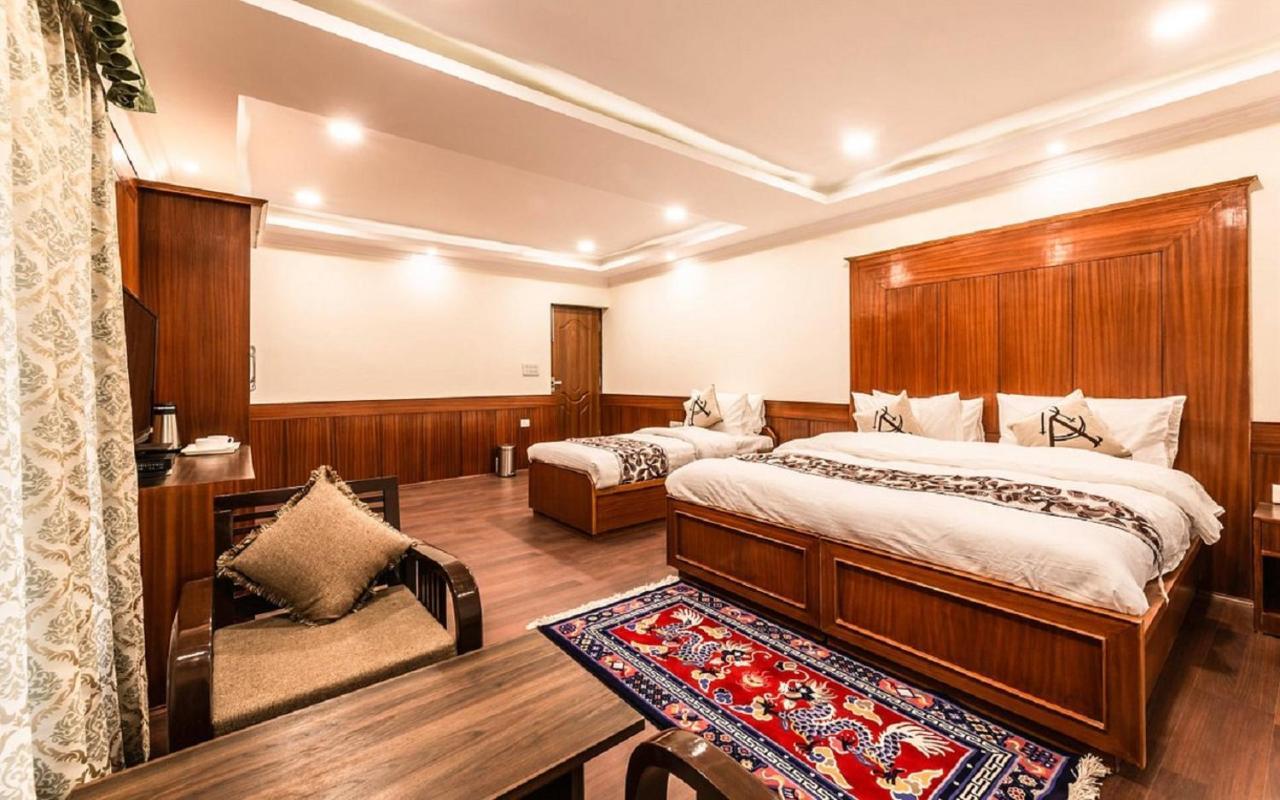 Hotel Alpine Ladakh Лех Экстерьер фото